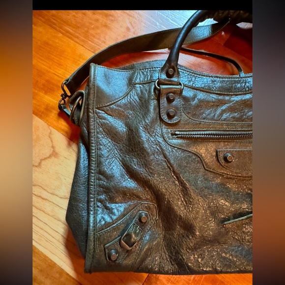 Balenciaga 2005 olive city purse - Picture 6 of 8